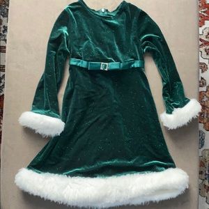 Young Girl Christmas Dress